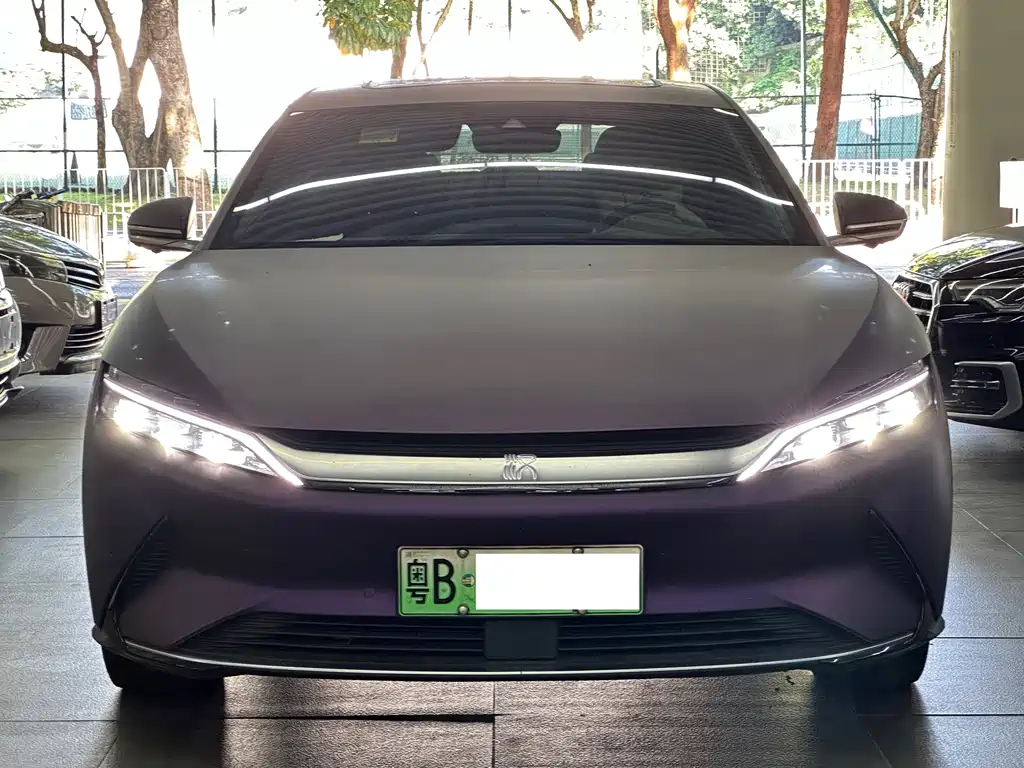 BYD Han — миниатюра 2