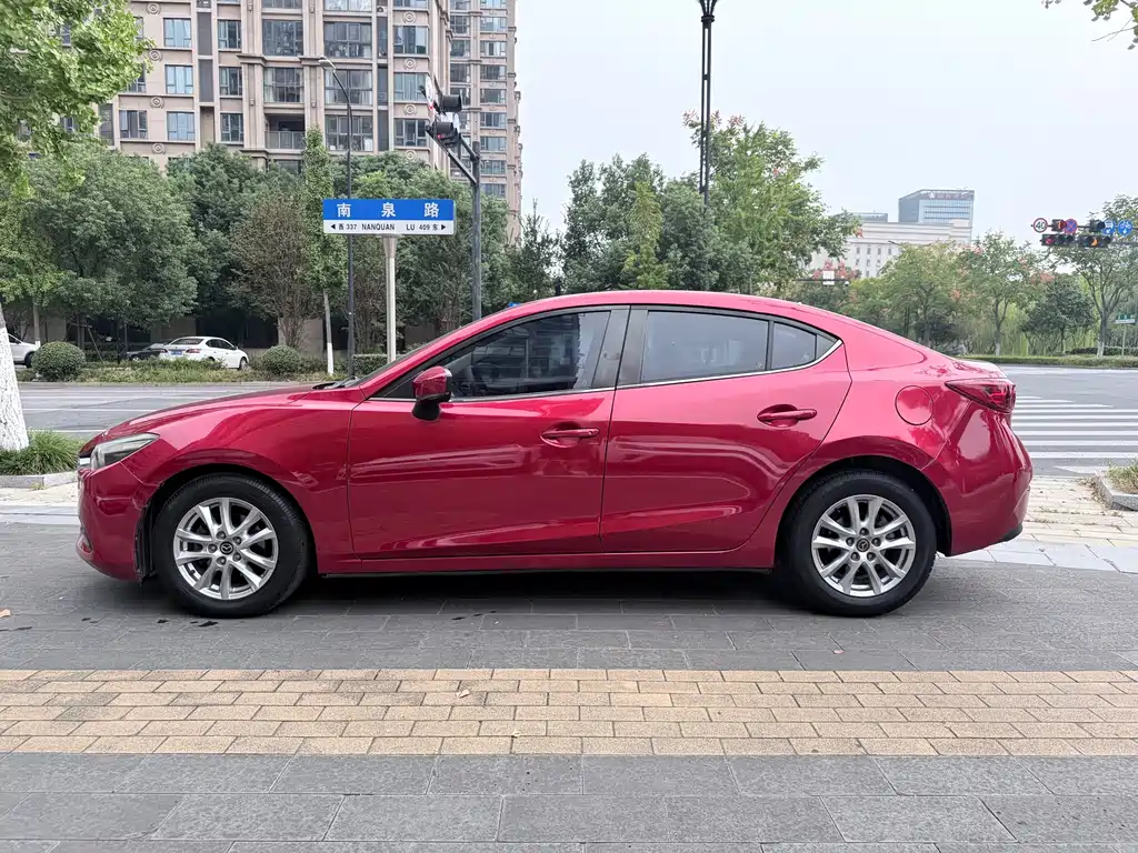 Mazda 3 Axela — миниатюра 3