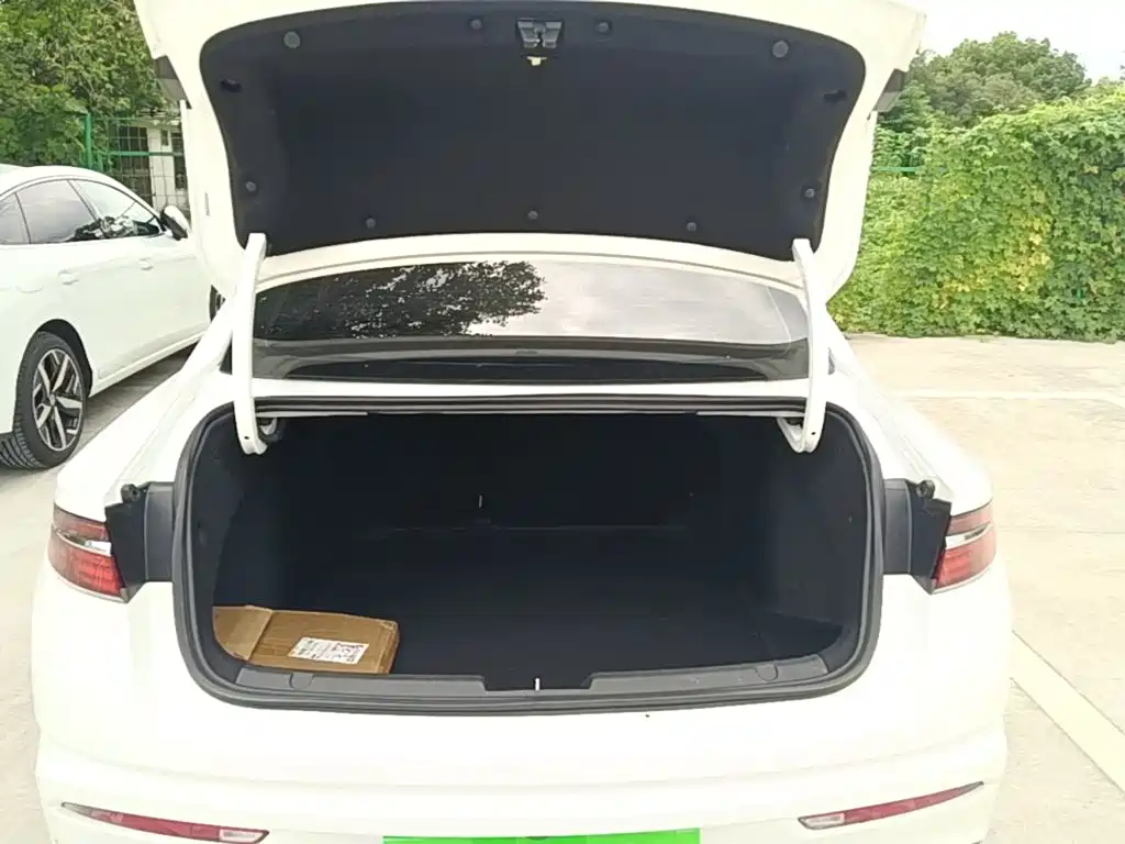 Geely Xingrui — миниатюра 19