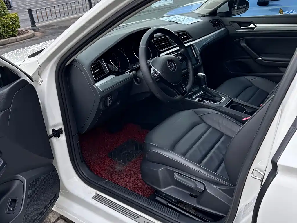 Volkswagen Lamando 330TSI DSG Comfort Edition, фото 6