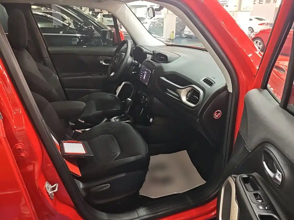 Jeep Renegade — миниатюра 25