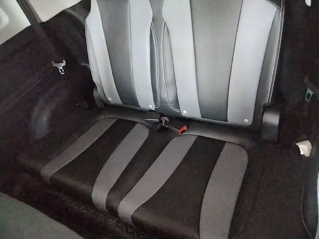 Roewe Clever — миниатюра 17