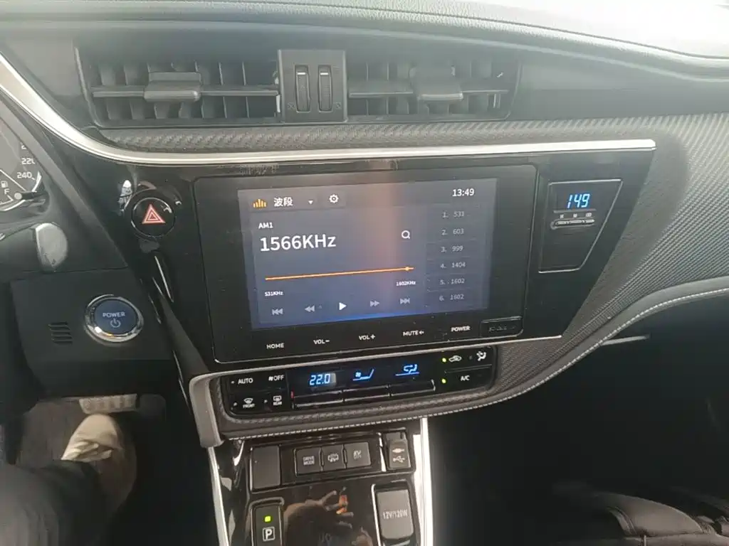 Toyota Levin Twin Engine E+ — миниатюра 13