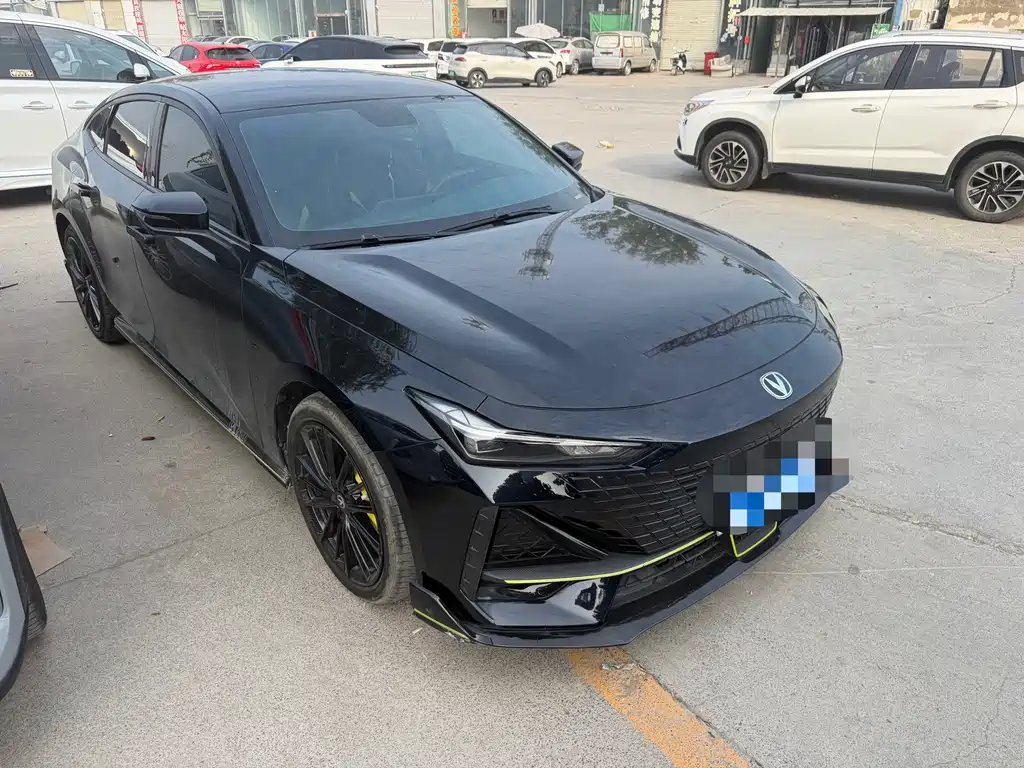 Changan UNI-V — миниатюра 3