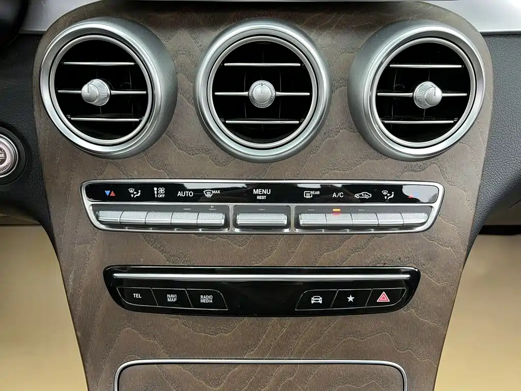Mercedes-Benz GLC — миниатюра 33