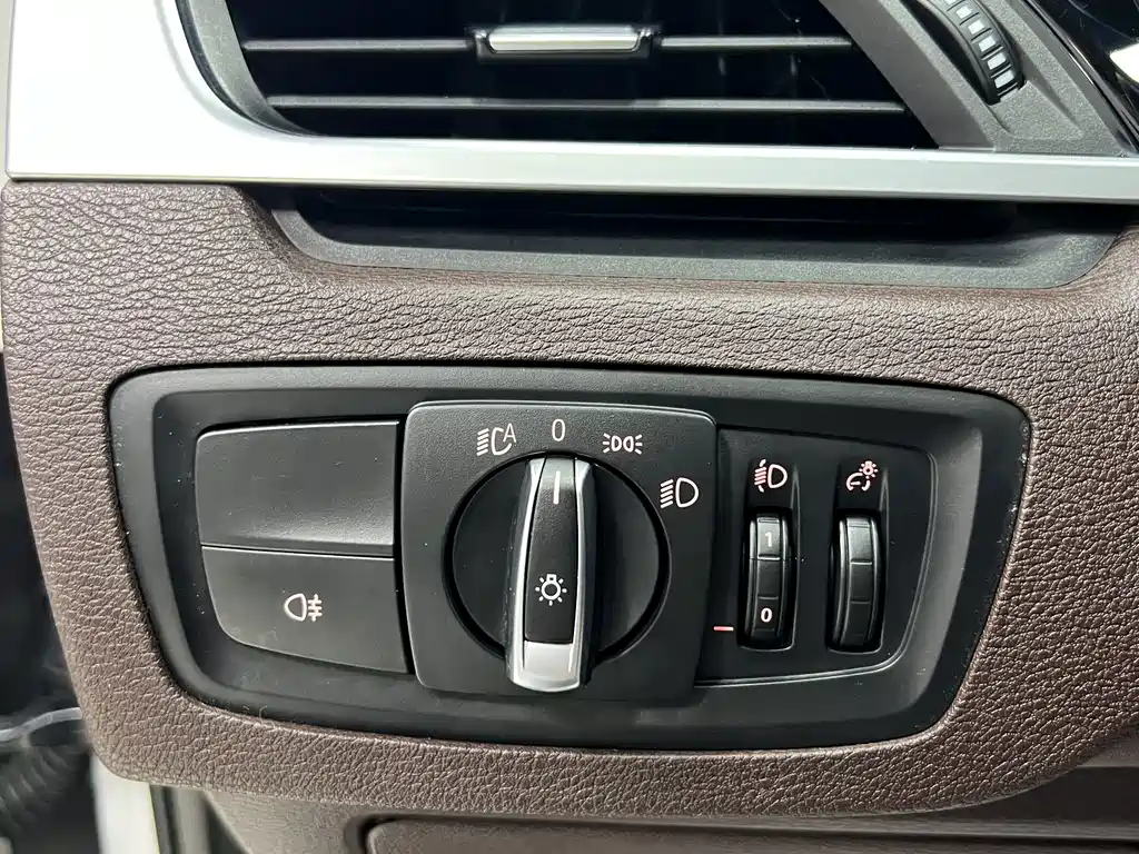 BMW X1 — миниатюра 7