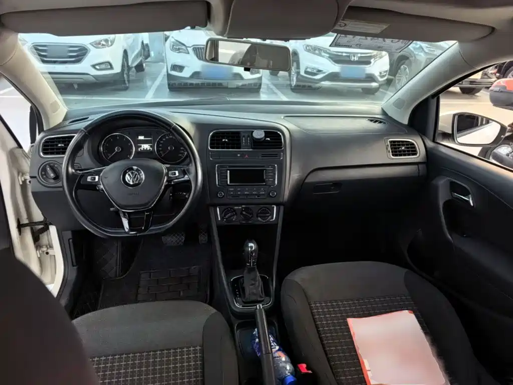 Volkswagen Polo — миниатюра 10