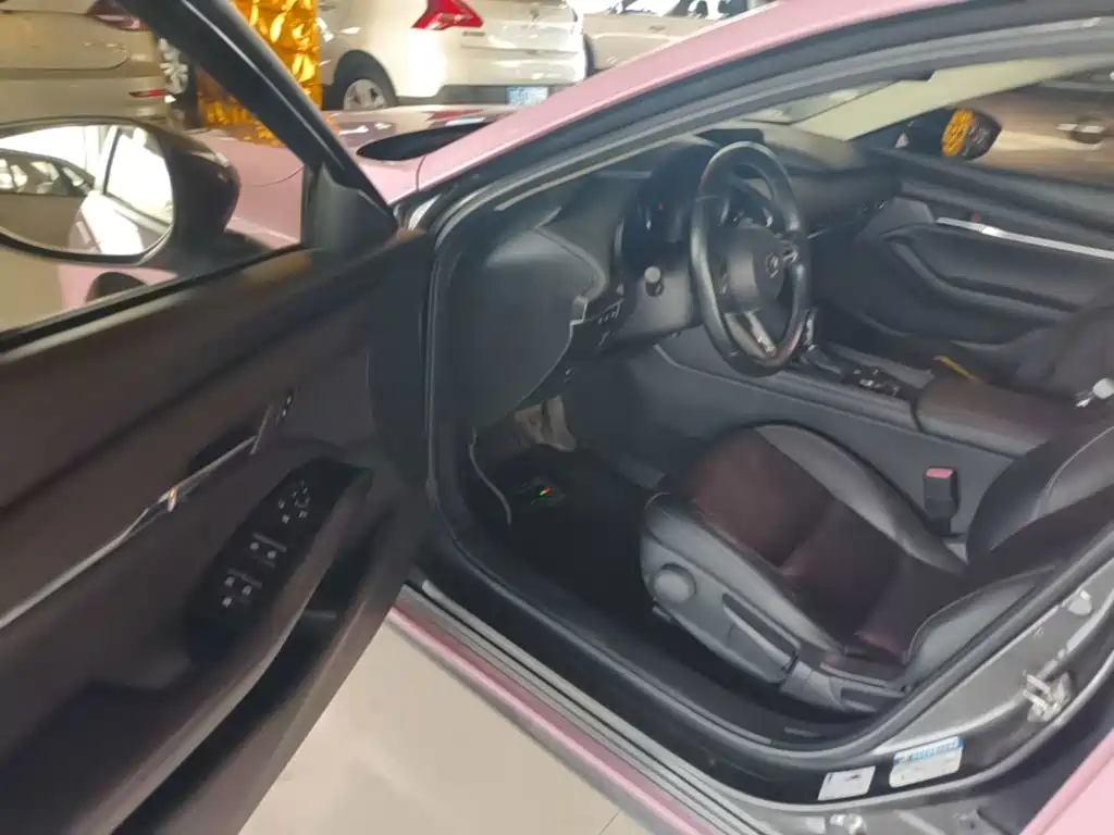 Mazda 3 Axela — миниатюра 16