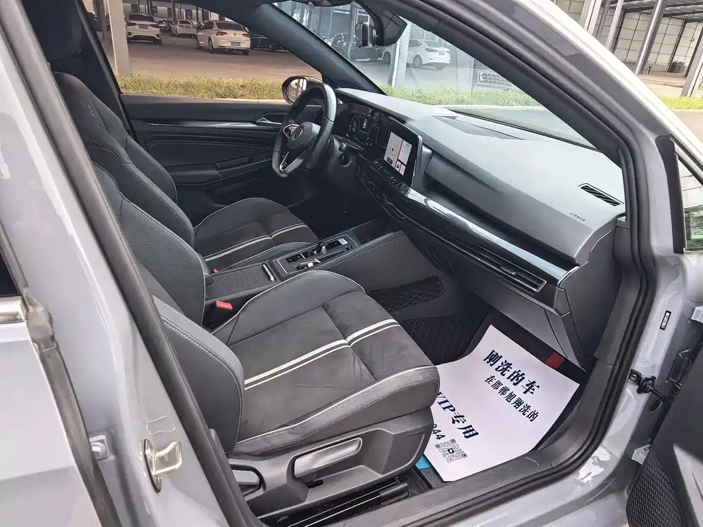 Volkswagen Golf — миниатюра 8
