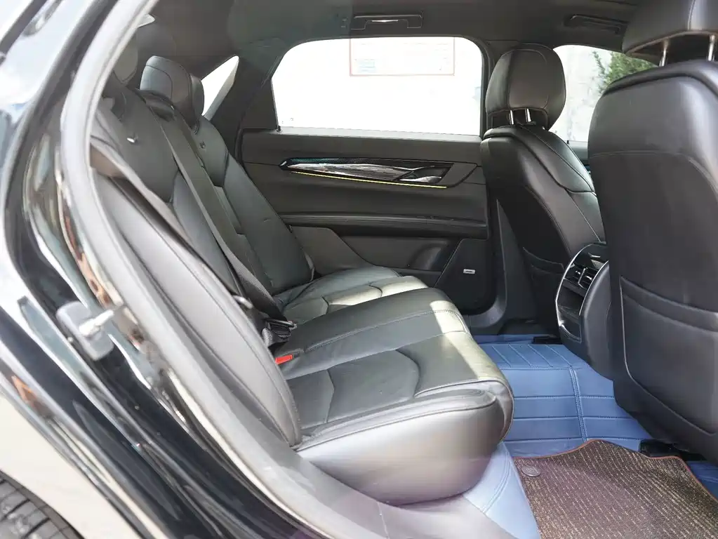 Cadillac CT6 — миниатюра 5