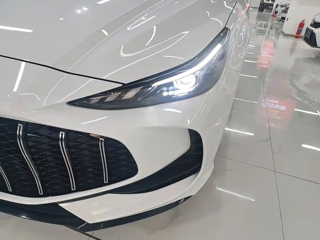 MG MG5 — миниатюра 24