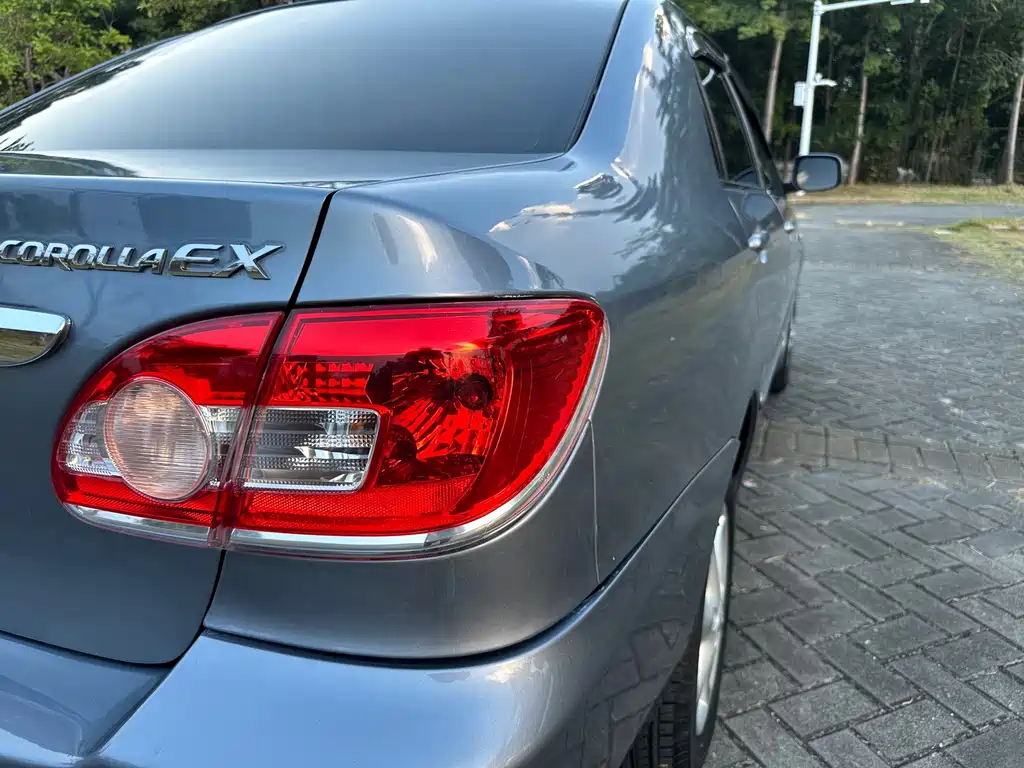 Toyota Corolla — миниатюра 14