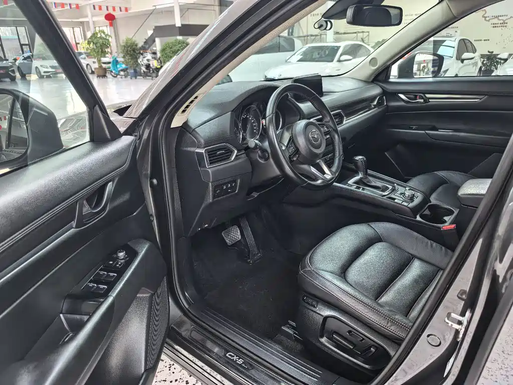 MAZDA CX 5