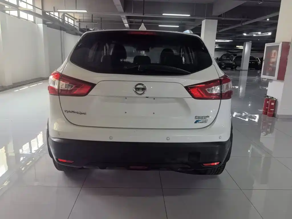 Nissan Qashqai — миниатюра 6
