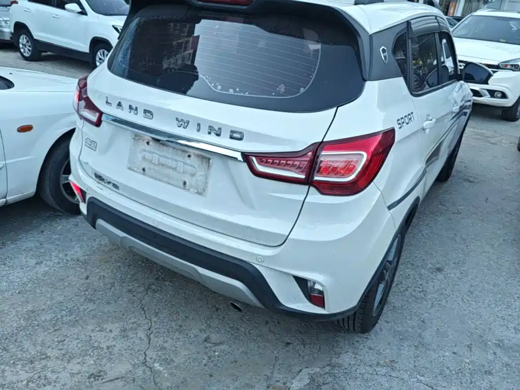 Landwind Landwind X2 — миниатюра 7