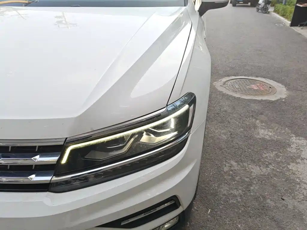 Volkswagen Tiguan L — миниатюра 24