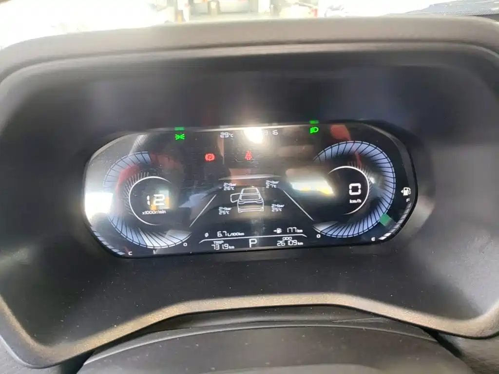 Geely Emgrand — миниатюра 12