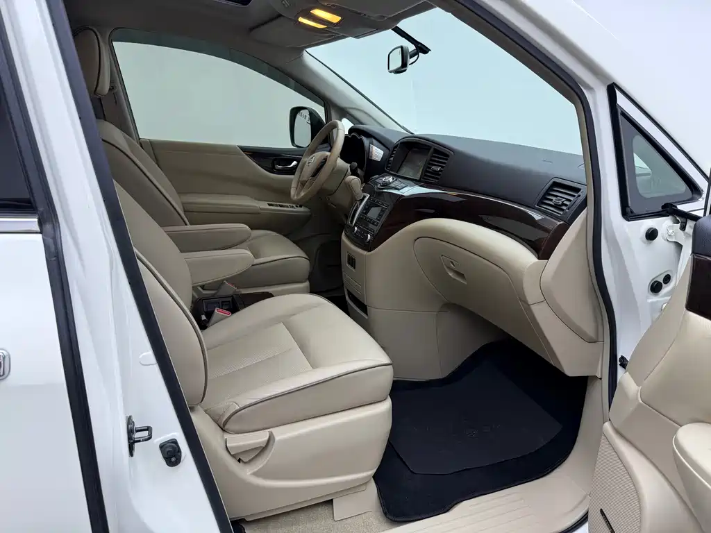 Nissan Quest — миниатюра 18