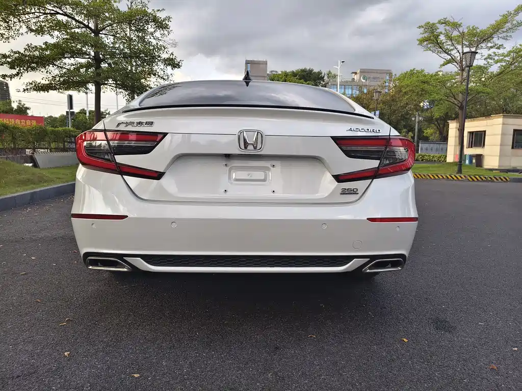 Honda Accord — миниатюра 15