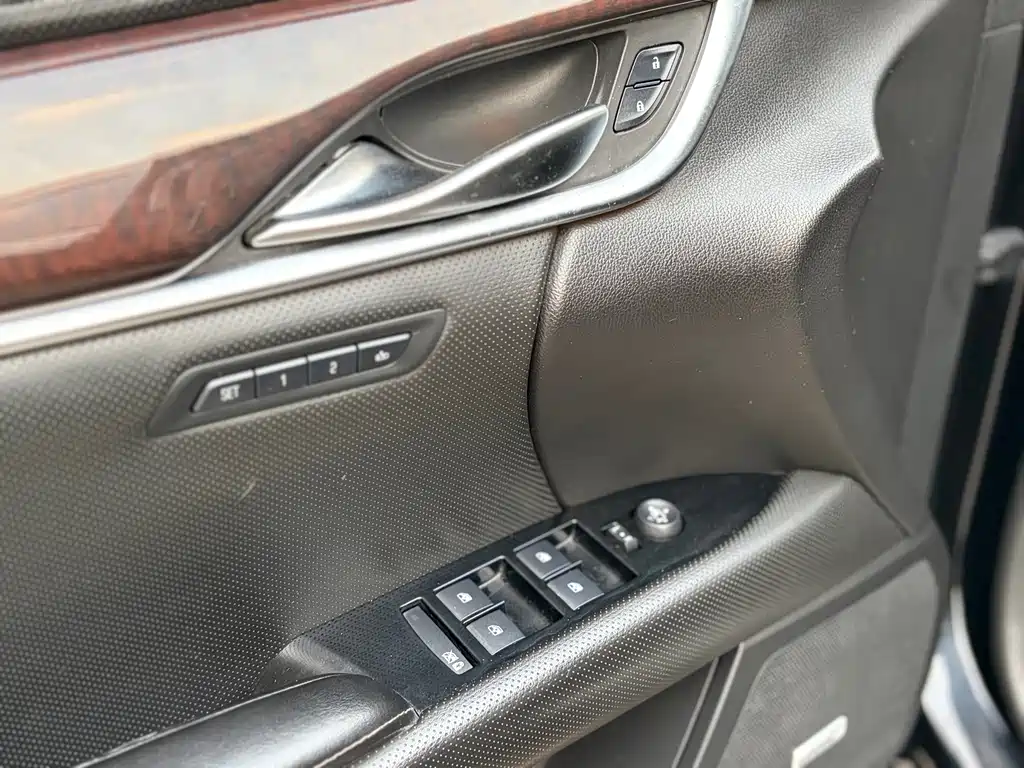 Cadillac XTS — миниатюра 13