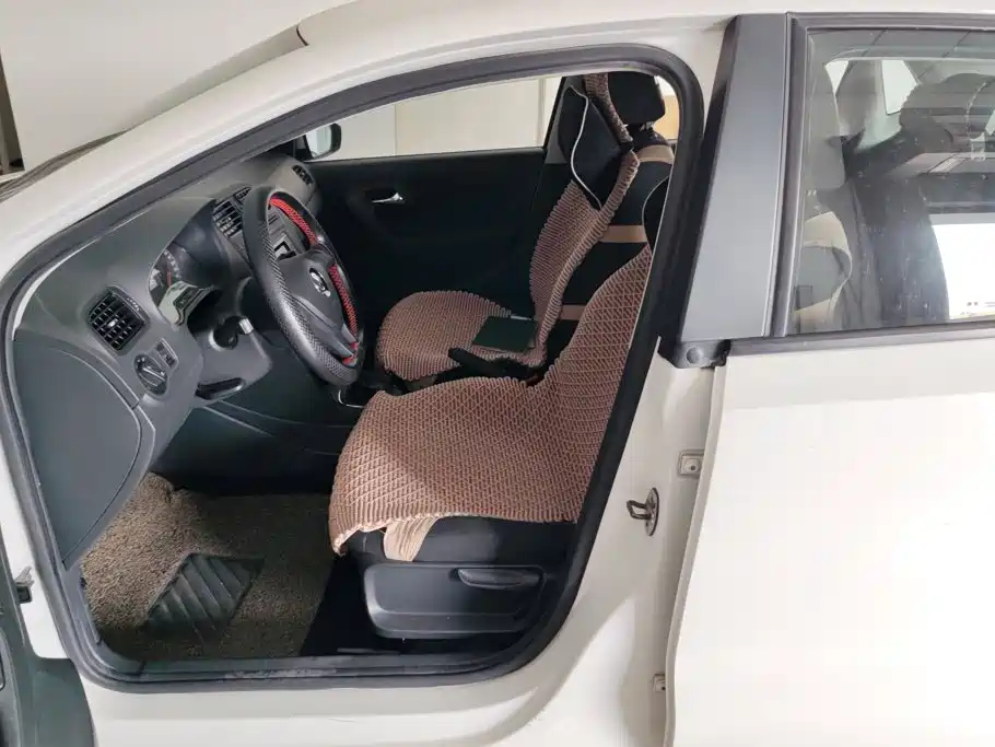 Volkswagen Polo — миниатюра 9