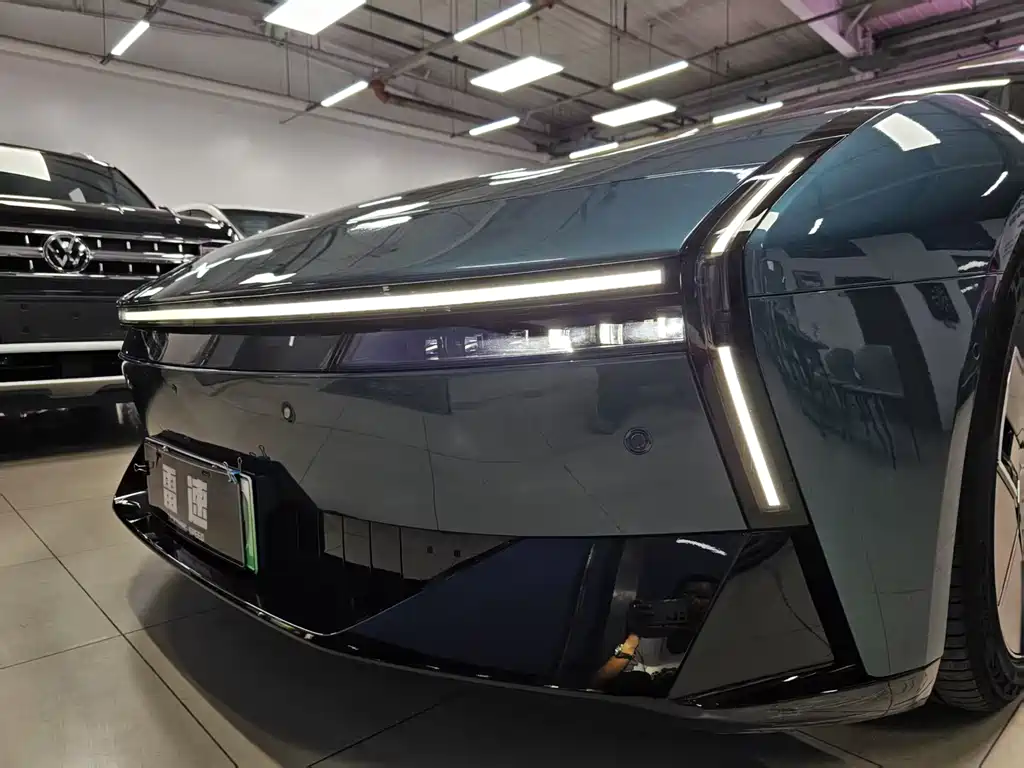 XPeng P7 — миниатюра 5