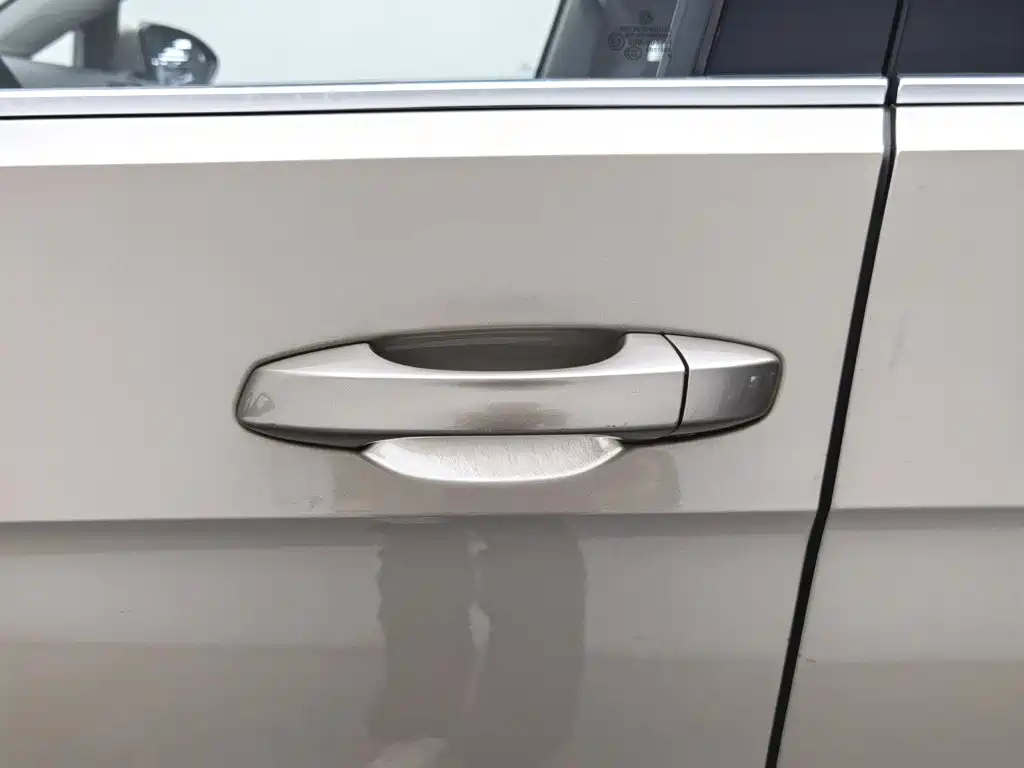 Volkswagen Golf — миниатюра 18