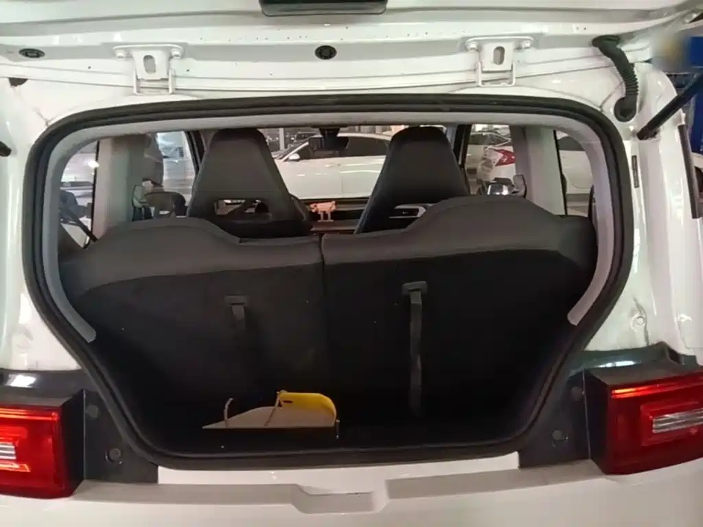 Wuling MINIEV — миниатюра 19