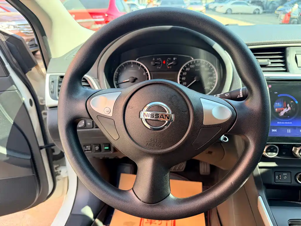 Nissan Sylphy — миниатюра 10