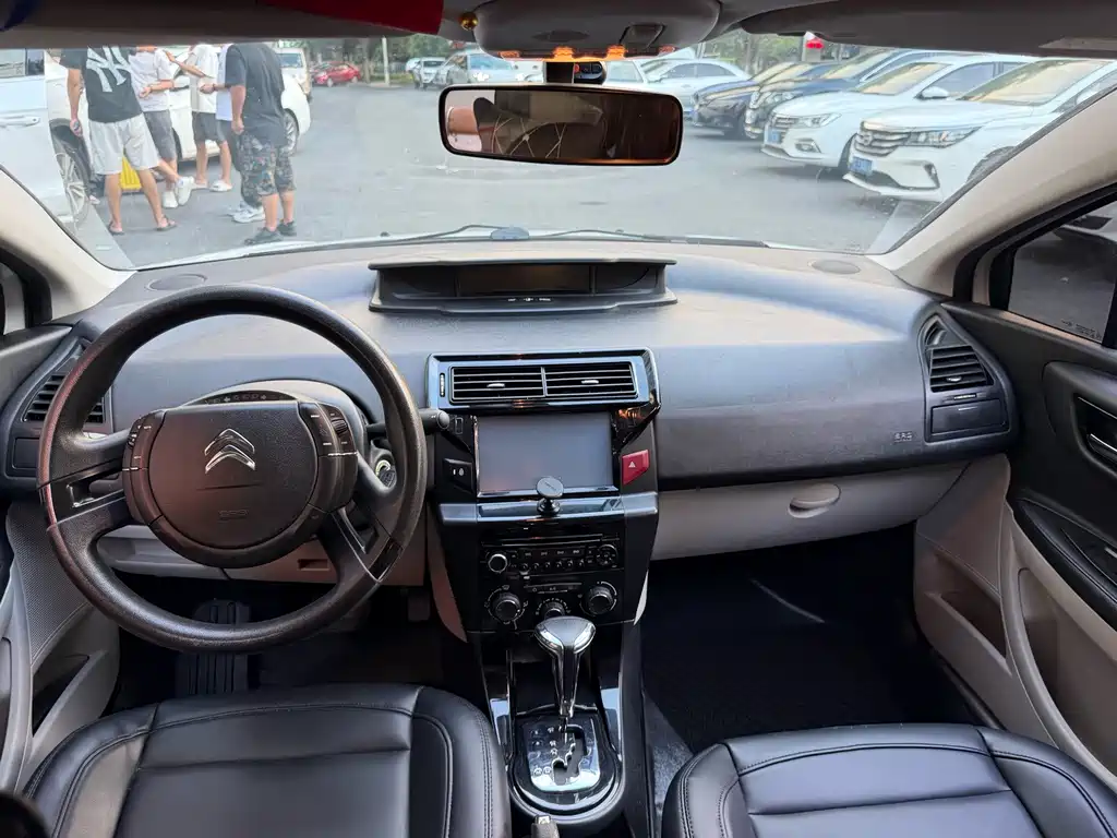 Citroen C-Quatre — миниатюра 6