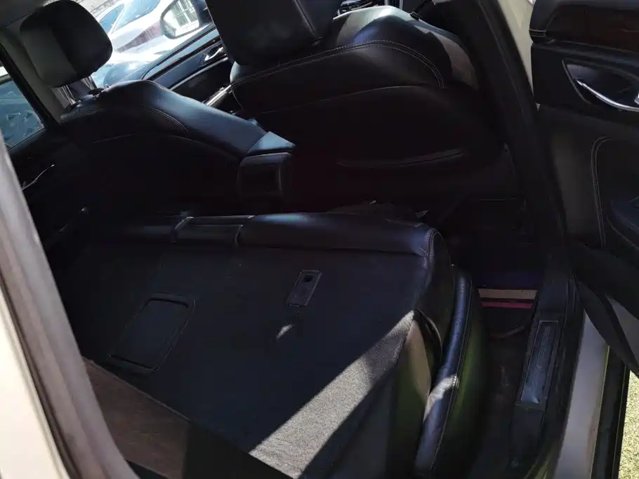 Cadillac SRX — миниатюра 11