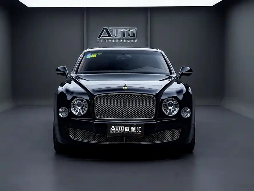 Bentley Mulsanne 6.8T Mulliner Special Edition, фото 2
