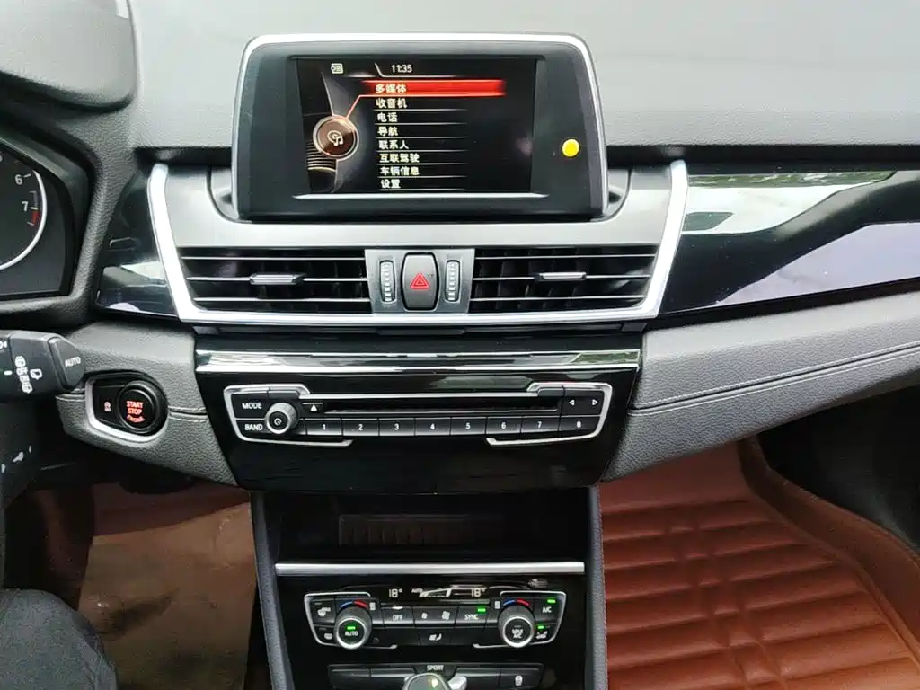 BMW 2 Series Active Tourer (Import) — миниатюра 13