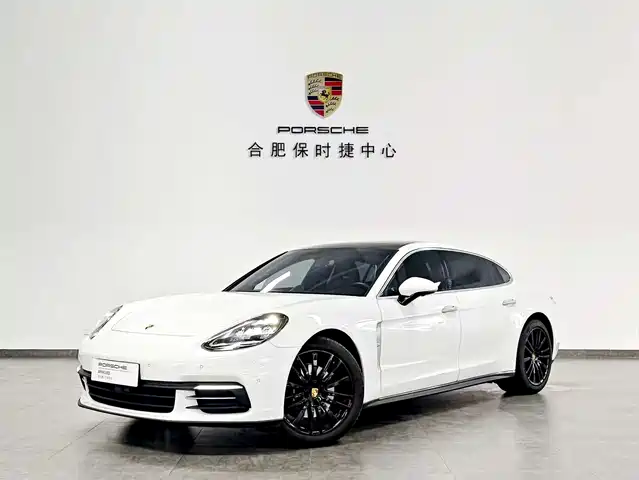 PORSCHE PANAMERA 2019