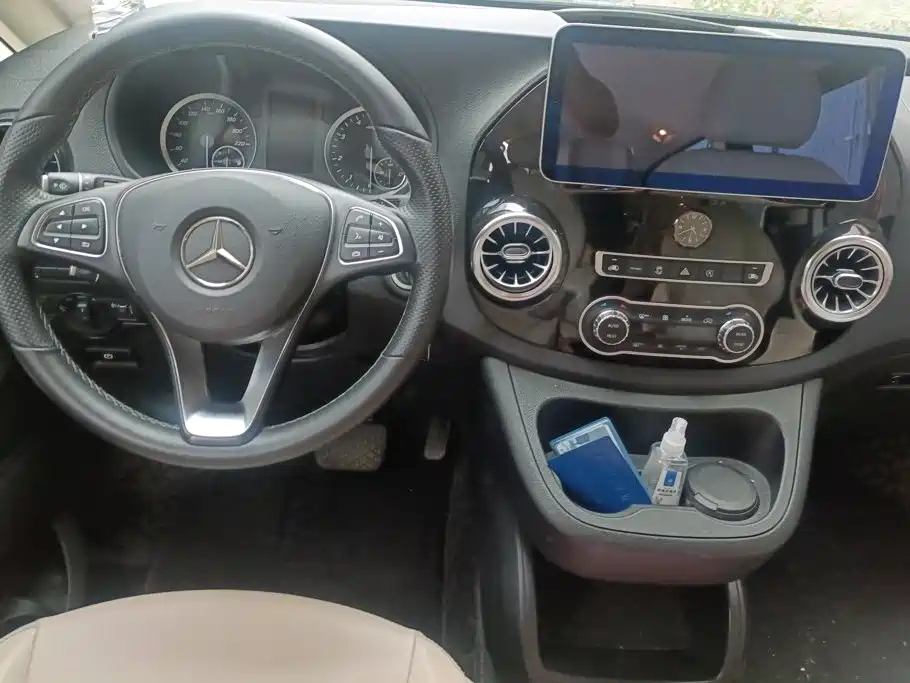 Mercedes-Benz Vito — миниатюра 12