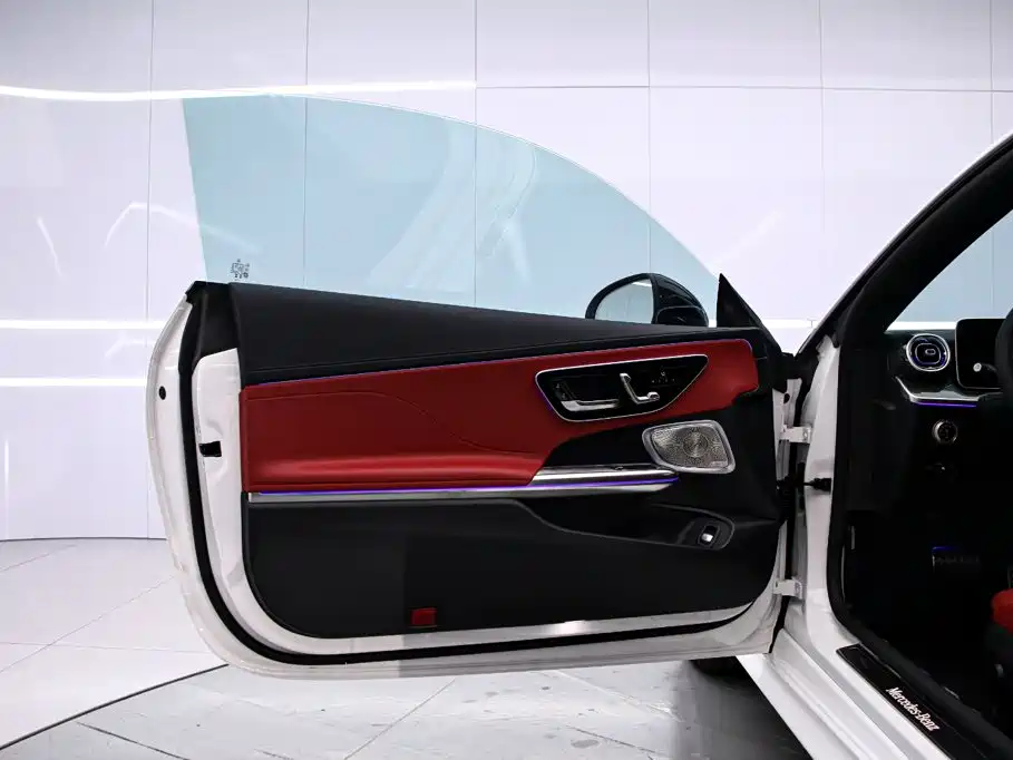 Mercedes-Benz CLE — миниатюра 11