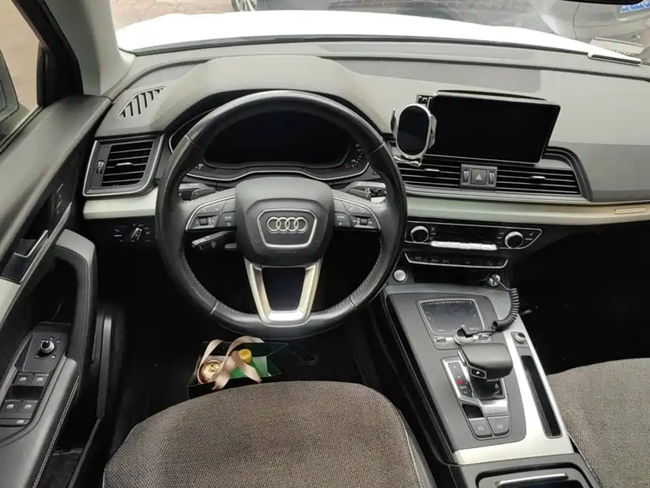 Audi Q5L — миниатюра 13