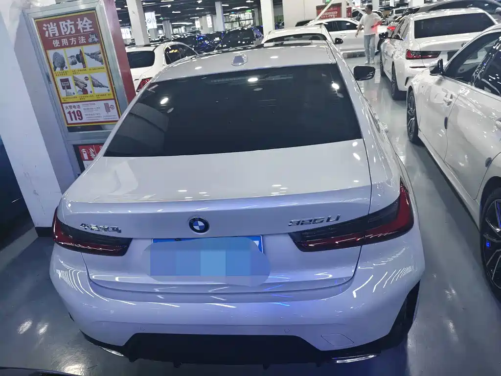 BMW 3 Series — миниатюра 21