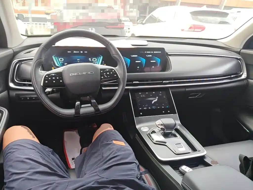 BAIC X7 — миниатюра 10