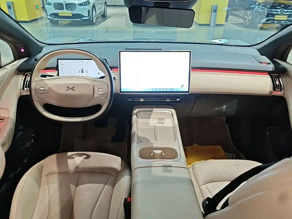 XPeng P7+ — миниатюра 10