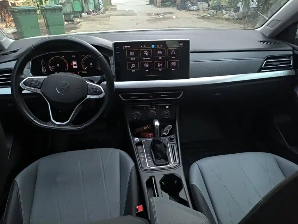Volkswagen Lavida — миниатюра 10