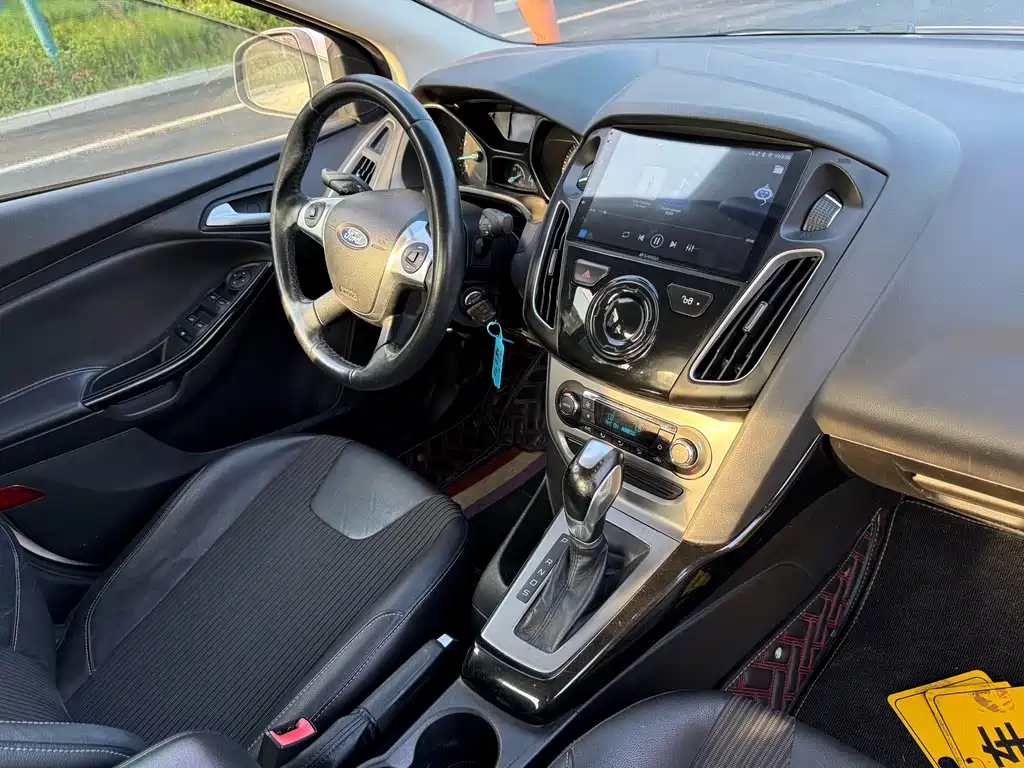 Ford Focus — миниатюра 13
