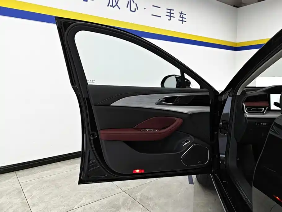 Hongqi Hongqi H5 PHEV — миниатюра 7