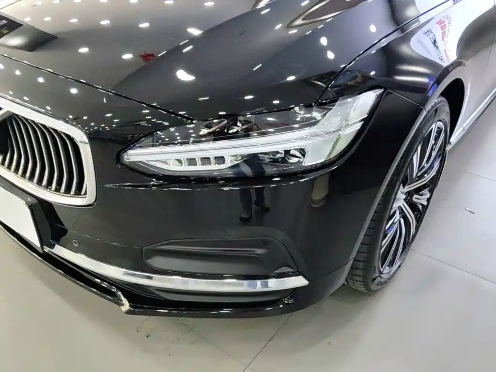 Volvo S90 — миниатюра 24