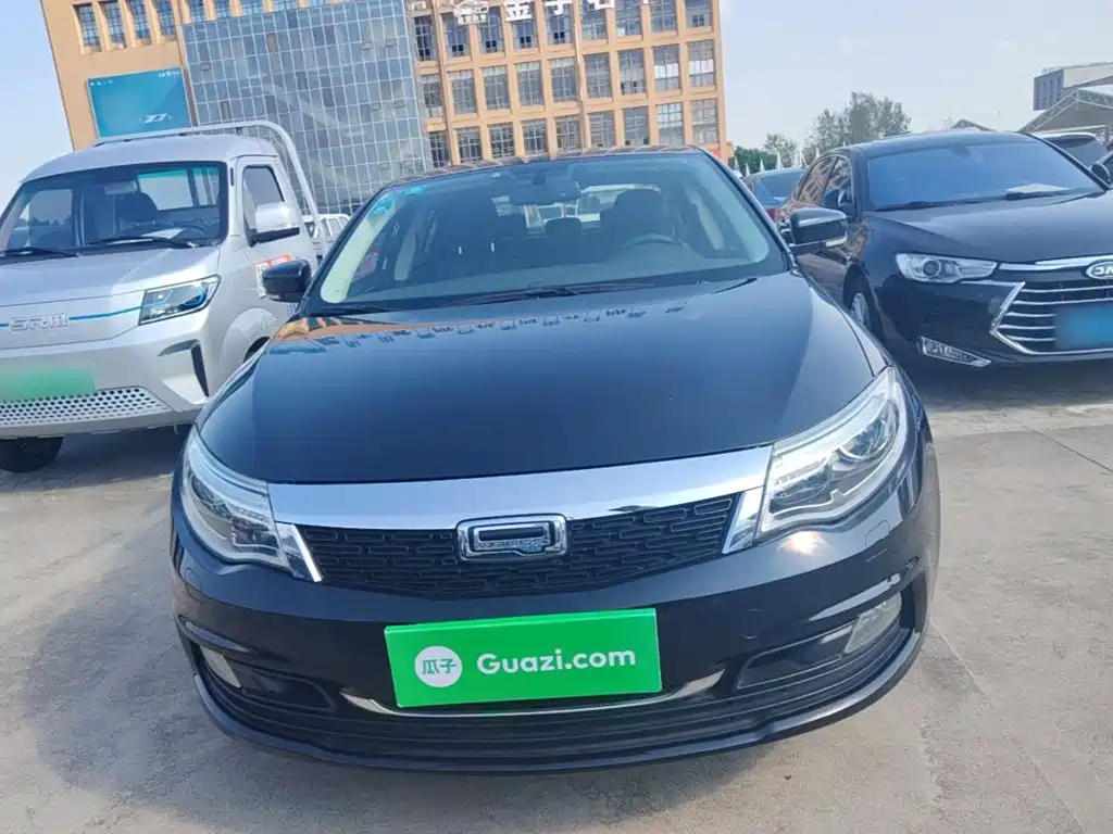 Qoros Qoros 3 — миниатюра 3