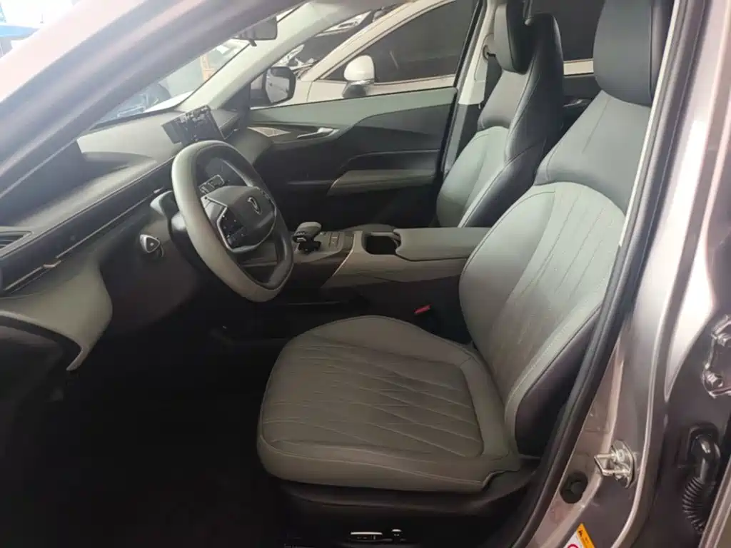 Changan Yida — миниатюра 15