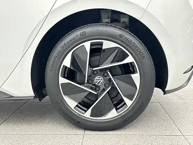 Volkswagen ID.3 — миниатюра 16