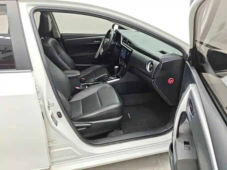 Toyota Corolla — миниатюра 8