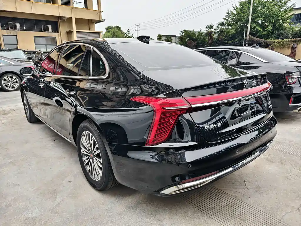 Hongqi Hongqi H5 — миниатюра 15
