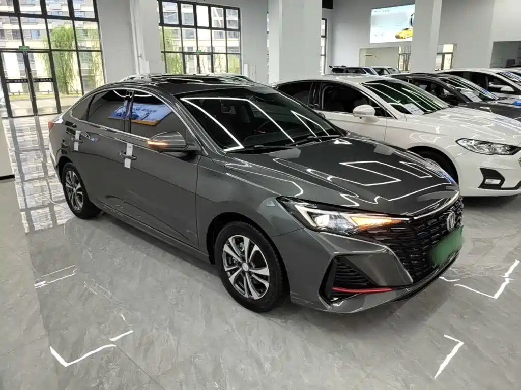 Changan Eado — миниатюра 3